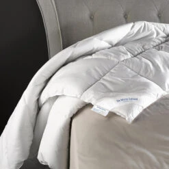 De Witte Lietaer Dekbed Dream 4 Seasons - 200 X 220 Cm - Polyestervulling -Woonwinkel 1000028686 0103